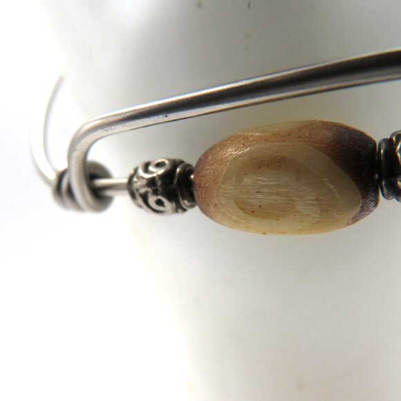 Wire Bangle Bracelet Carved Wood Slide Bead Silver Tone Natural Boho Hippie - Picture 13 of 13